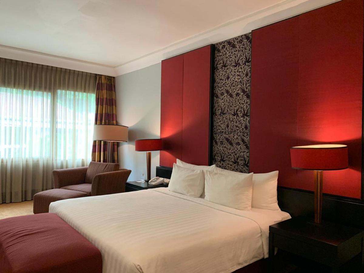 Surya Hotel & Cottages Prigen מראה חיצוני תמונה