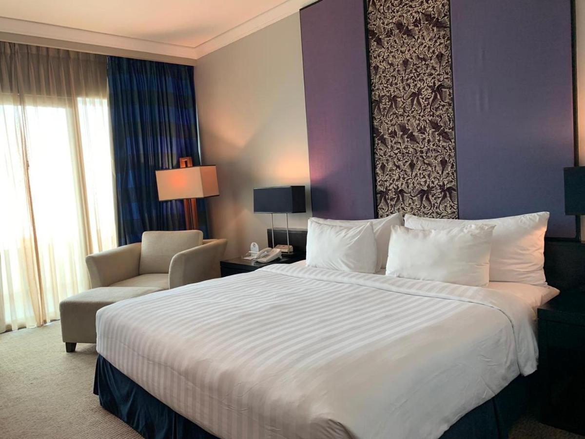 Surya Hotel & Cottages Prigen מראה חיצוני תמונה