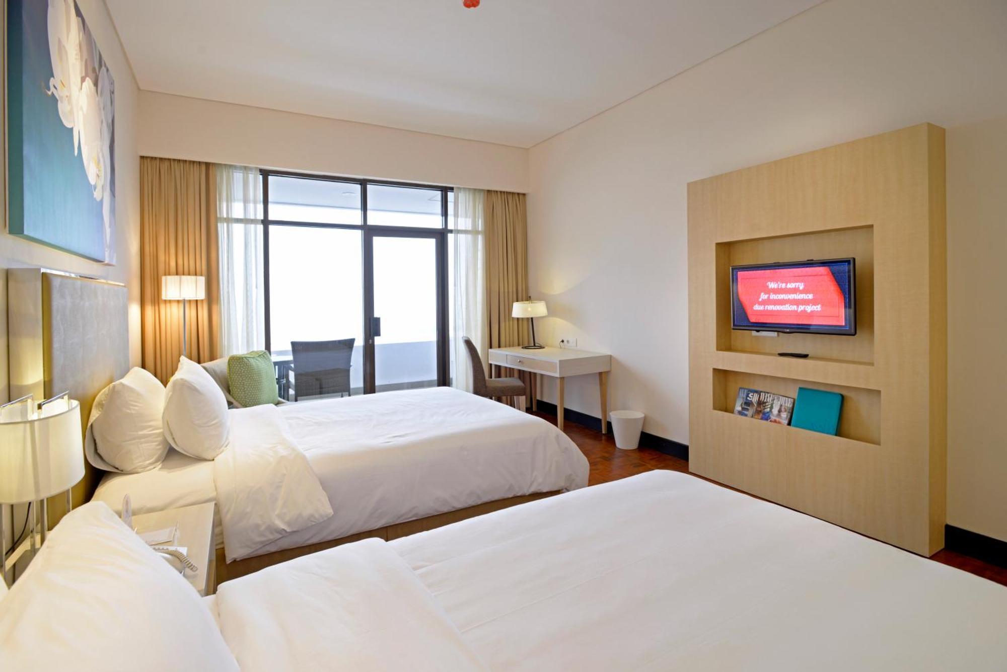 Surya Hotel & Cottages Prigen מראה חיצוני תמונה
