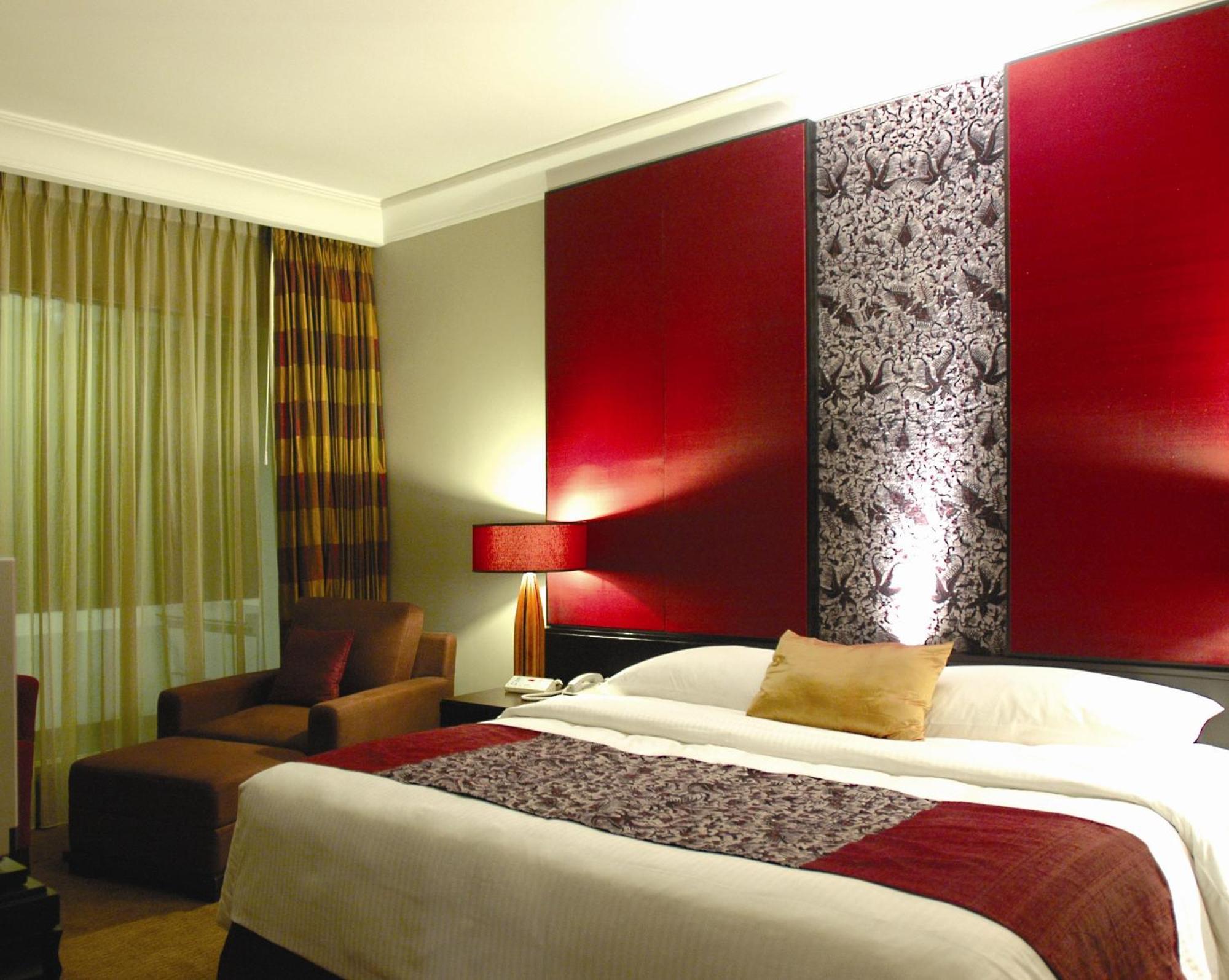 Surya Hotel & Cottages Prigen מראה חיצוני תמונה