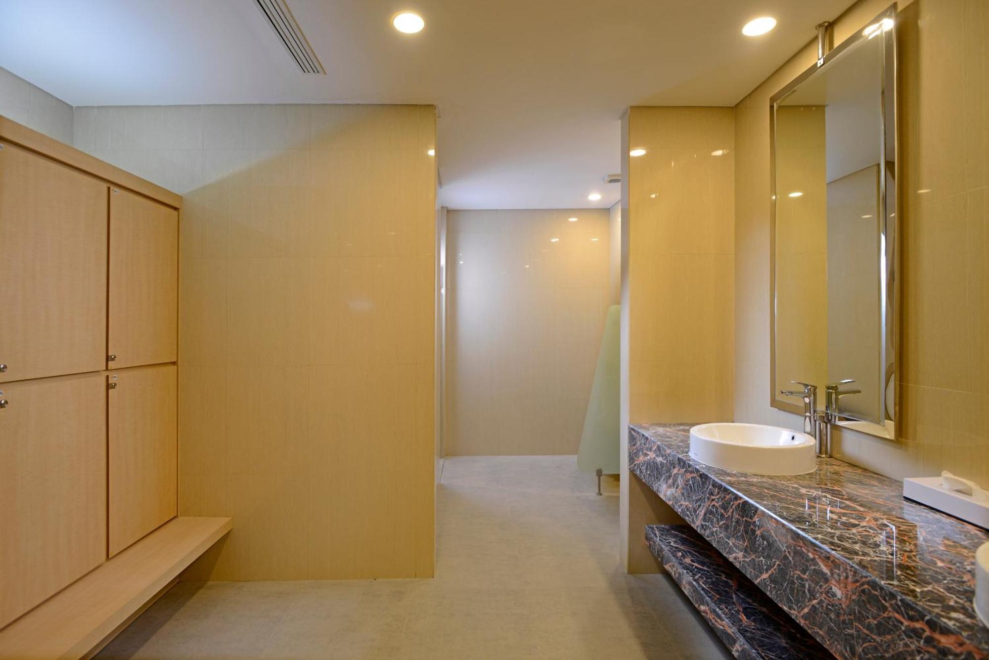 Surya Hotel & Cottages Prigen מראה חיצוני תמונה