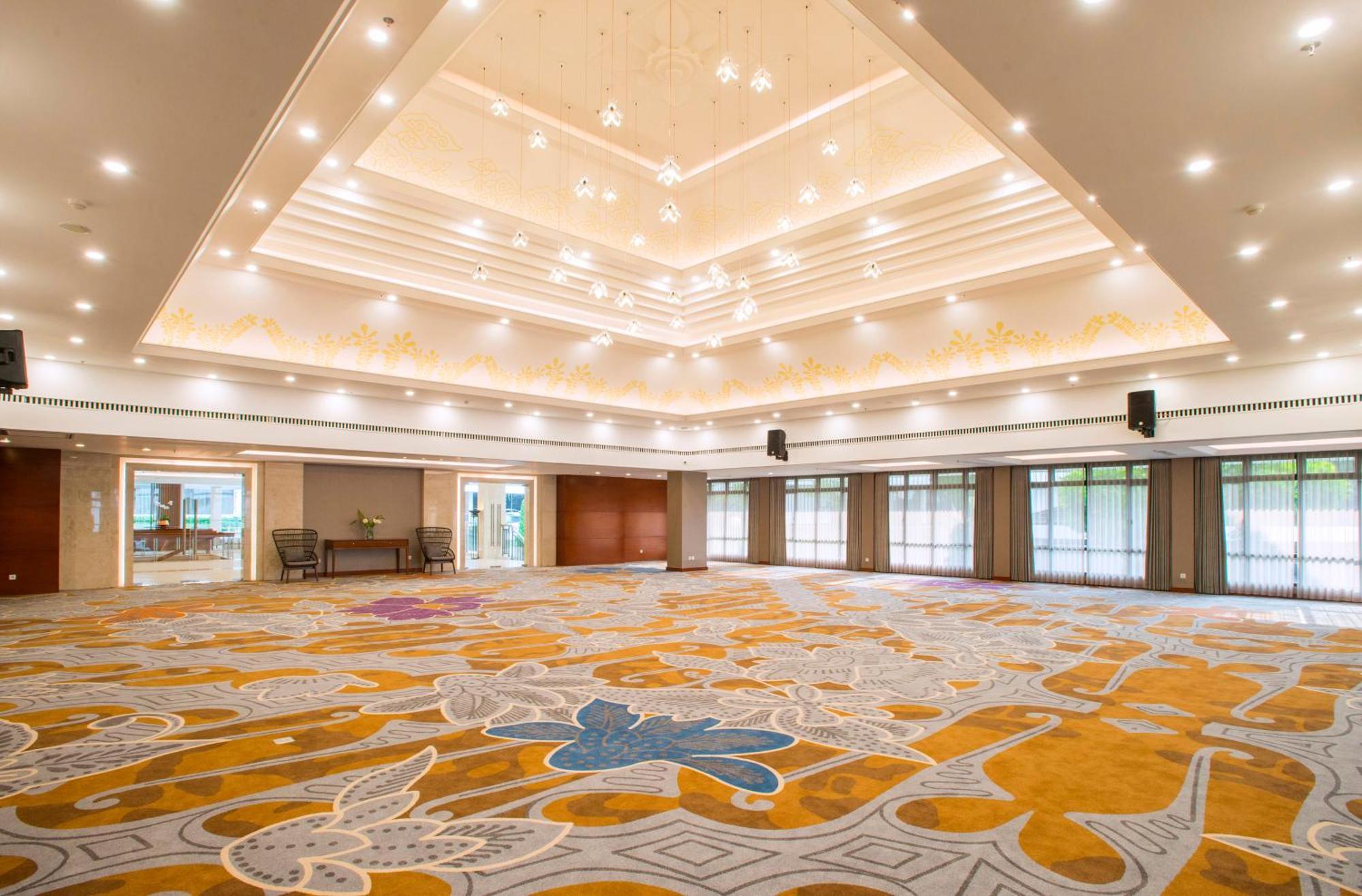 Surya Hotel & Cottages Prigen מראה חיצוני תמונה