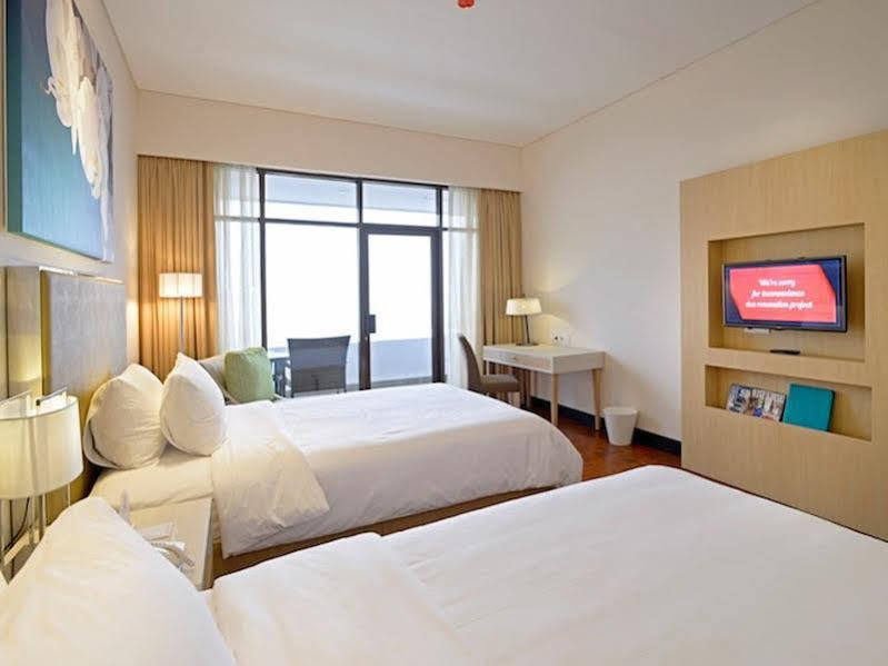 Surya Hotel & Cottages Prigen מראה חיצוני תמונה